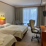 Hotel Ambasador Chojny