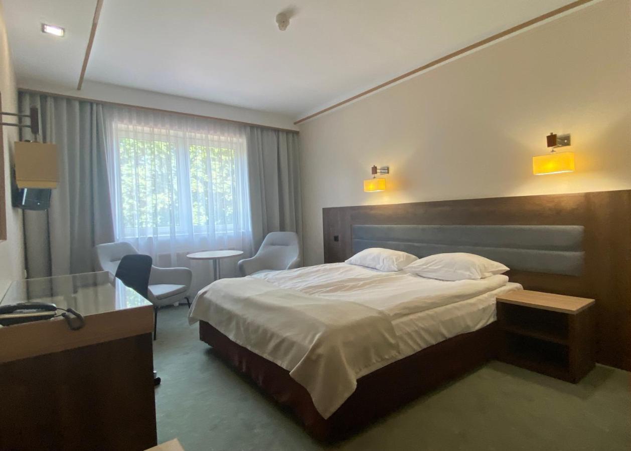 Hotel Ambasador Chojny Lodz (Lodz)