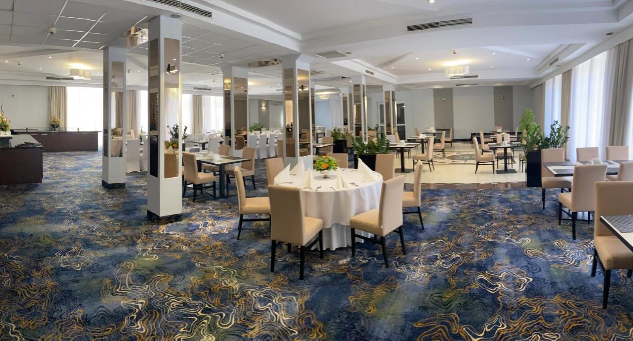 Hotel Ambasador Chojny Hotel
