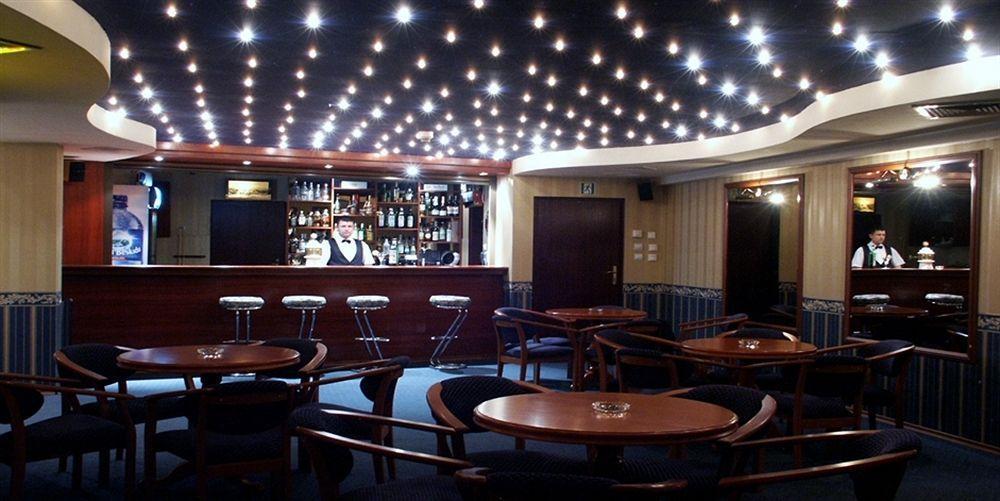 Hotel Hotel Ambasador Chojny 3*